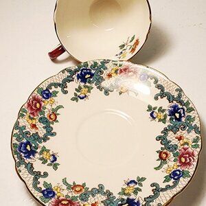 elegant vintage tea cup and saucer set